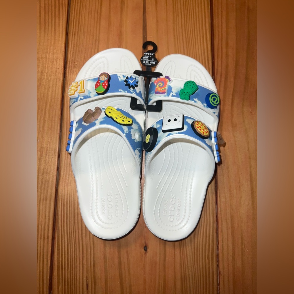 CROCS Unisex Out of This World Slide Sandals Size men’s6/ women’s 8